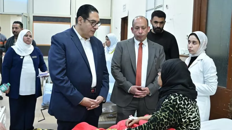 رئيس جامعة القاهرة يؤكد انتظام الرعاية للمرضى بمستشفى الاستقبال بقصر العيني