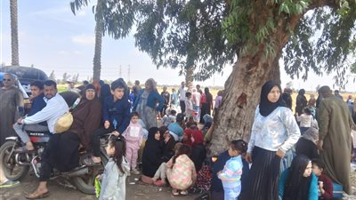 بالصور.. الأراضي الزراعية بالدقهلية تتزين باحتفالات شم النسيم
