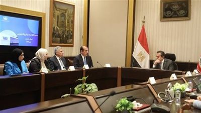 خالد عبدالغفار يتابع مستجدات المشروع القومي لتوطين الصناعات الحيوية