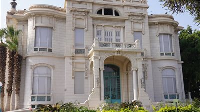 جامعة عين شمس تكشف حقيقة  انتحار طالب بكلية الهندسة