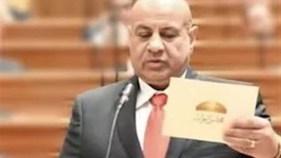 برلماني يطالب بمسابقة لتعيين حملة الماجستير والدكتوراه