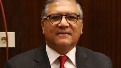 السادات:  الدبلوماسية المصرية نجحت في إقامة شبكة علاقات متوازنة حول العالم