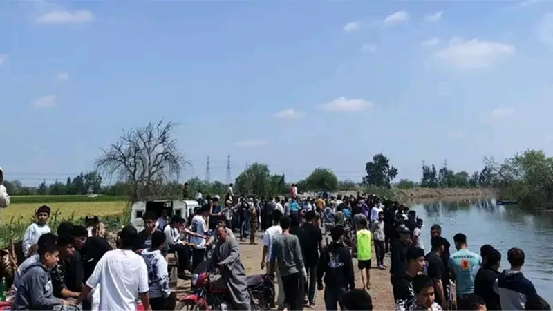شم النسيم في السنبلاوين.. احتفالات مبهجة في الأراضي الزراعية وعلى ضفاف المياه