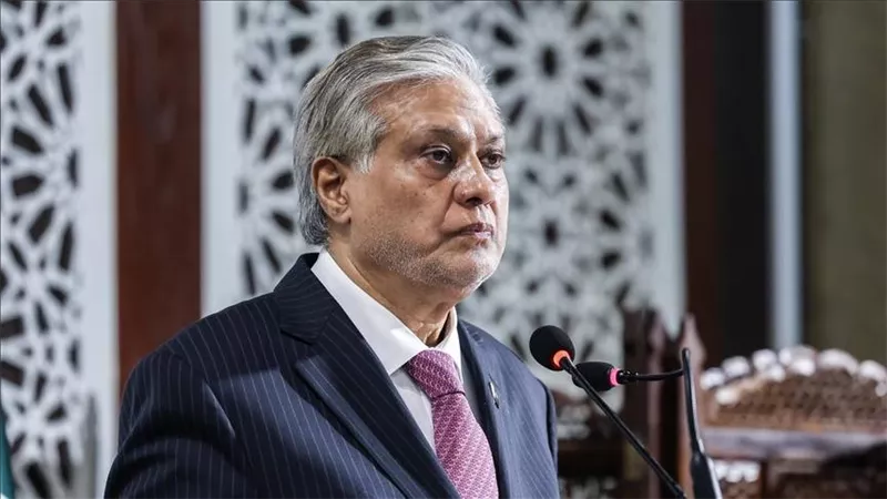 وزير الخارجية الباكستاني يطلع الاتحاد الأوروبي على مستجدات الحوار الأمريكي الإيراني