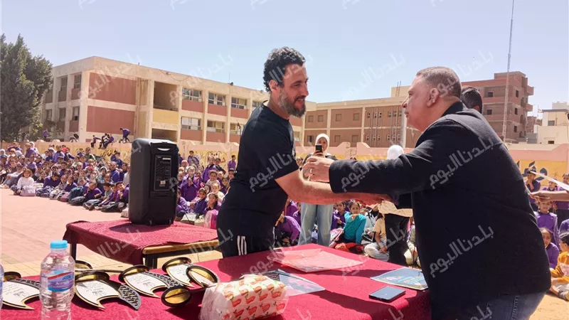احتفالية مبهجة بمدرسة الشهيد أحمد عبد الفتاح الابتدائية في المنوفية