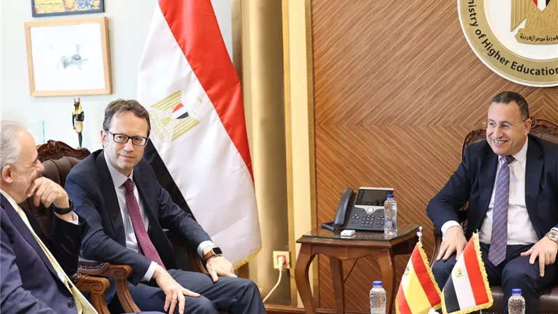 وزير التعليم العالي: الشراكة مع الجانب الإسباني تمثل إضافة نوعية 