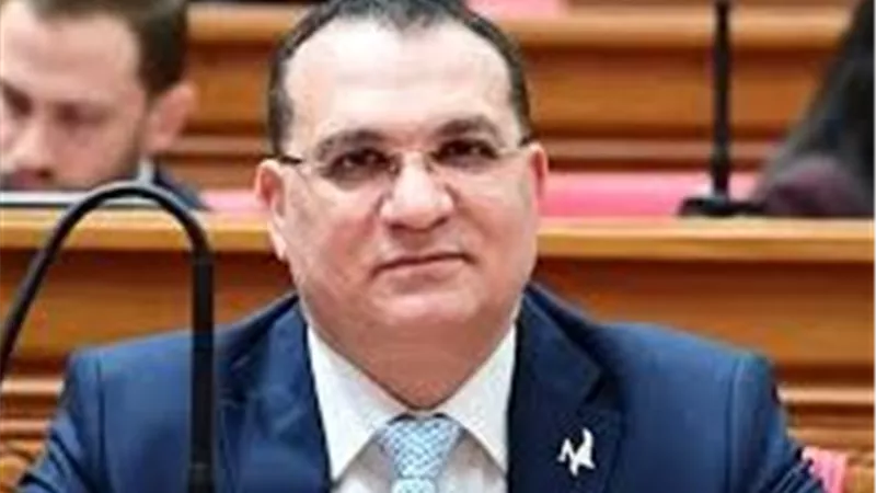 برلماني يتقدم بطلب إحاطة بشأن استمرار توافر المواقع الإباحية وعملها داخل مصر