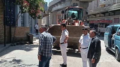 الجيزة تواصل حملاتها لإزالة التعديات علي خطوط التنظيم.. تفاصيل 