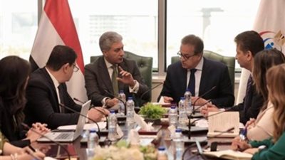 السياحة والصحة تبحثان تعزيز التعاون بين الوزارتين لتطوير الخدمات الطبية