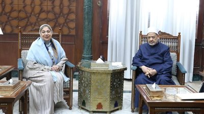 شيخ الأزهر يبحث إنشاء أول معهد أزهري للتكنولوجيا التطبيقية ويؤكد: التعليم حصن الهوية 