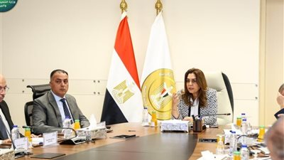 تسهيلات جديدة من التنمية المحلية لأصحاب المحال بشأن التراخيص.. تفاصيل