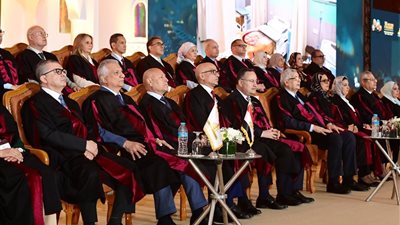وزير التعليم العالي ورئيس جامعة عين شمس يفتتحان المؤتمر الدولي الرابع عشر