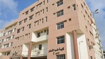 جامعة المنصورة تدفع بقوافل «طب الأسنان» لتعزيز الوعي بصحة الفم بين طلاب التمريض بدكرنس