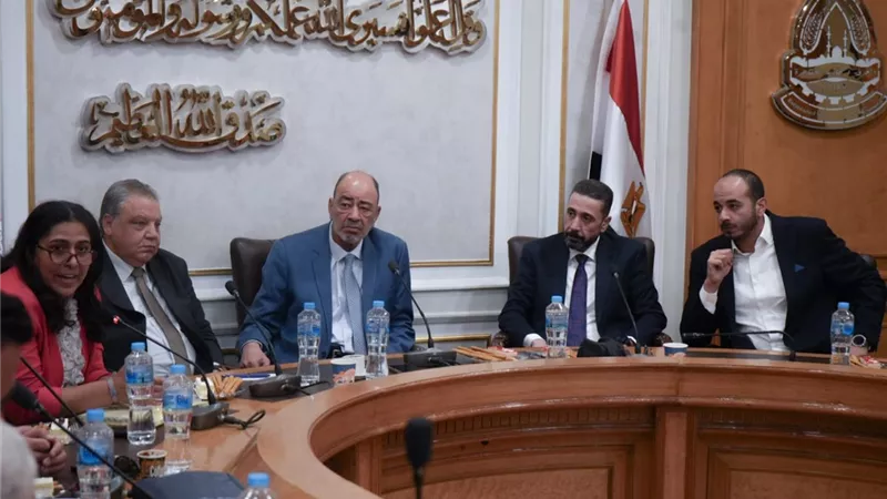 قرارات لدعم قطاع المستلزمات الطبية: تسريع السداد وإلغاء الأوامر غير المنفذة