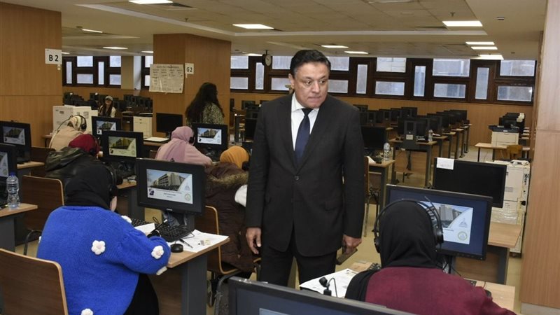 جامعة عين شمس 