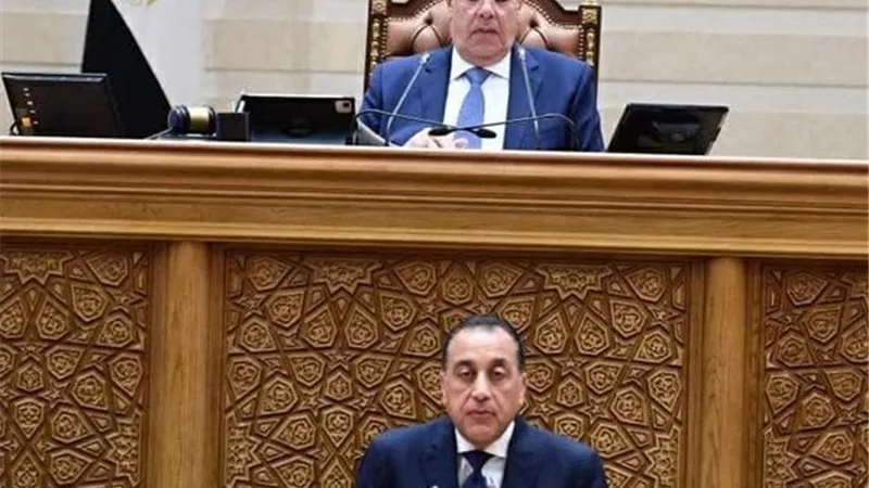 مدبولي: ندرك صعوبة تطبيق غلق المحال التجارية في ساعة مبكرة 