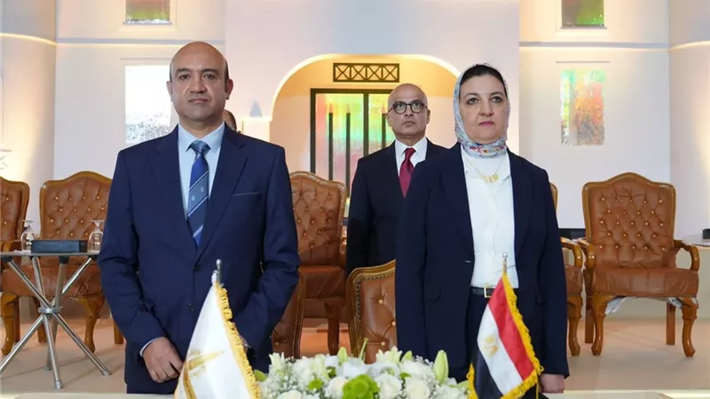 جامعة عين شمس وجامعة أنجليا روسكين – القاهرة يوقعان مذكرة تفاهم لإطلاق ماجستير إدارة الرعاية الصحية (MBA)