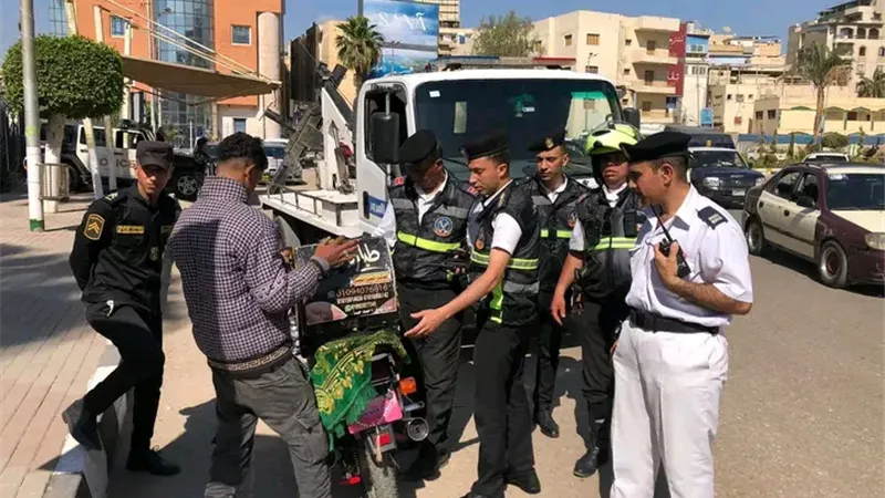 محافظ الدقهلية: مصادرة فورية للموتوسيكلات والتكاتك المسببة للضوضاء 