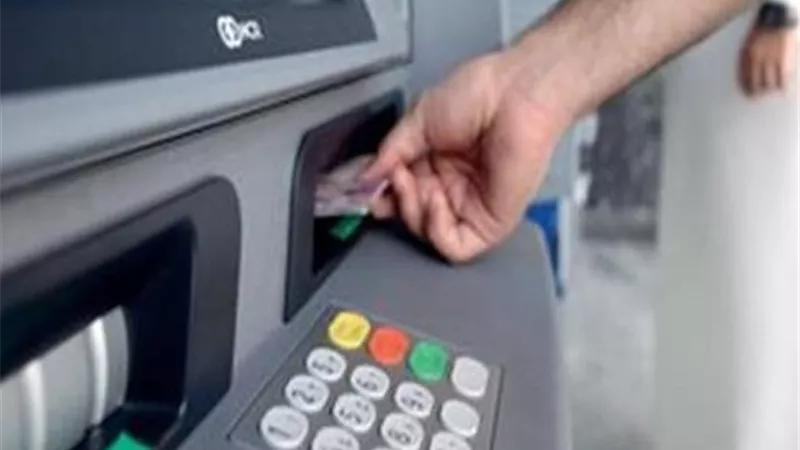 تعطل مؤقت لخدمات البنوك وATM  مع بدء التوقيت الصيفي