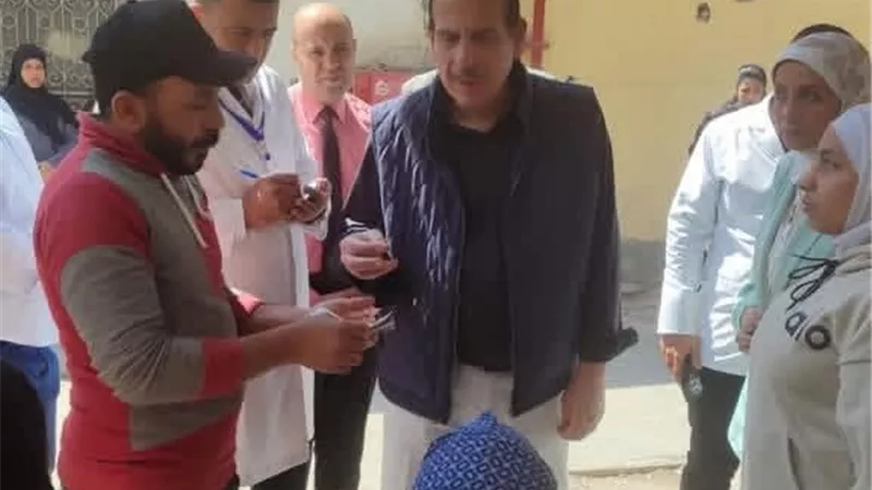 نائب وزير الصحة يتابع تقديم الخدمات الصحية ببعض مستشفيات الإسكندرية