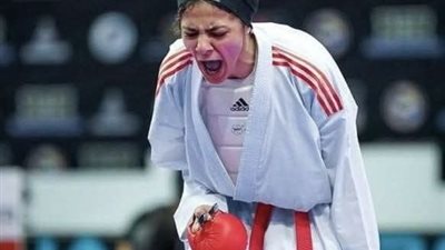 ميدالية فضية لمنة الهواري في الدوري العالمي للكاراتيه