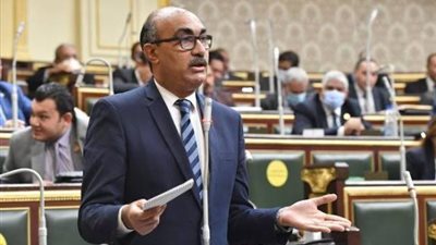 برلماني: عجز بعدد المعلمين وصل لـ 400 ألف والوزارة تنفي
