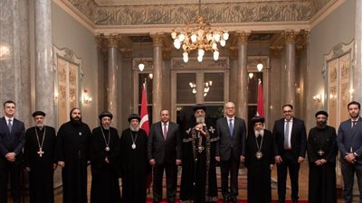 البابا تواضروس يزور القنصلية المصرية في إسطنبول