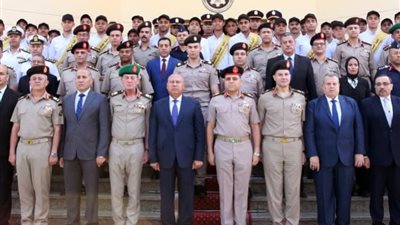 الأكاديمية العسكرية المصرية تنظم احتفال تخرج مرشحي وزارة النقل
