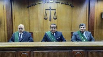 المؤبد لـ4 عمال شرعوا في انهاء حياة 