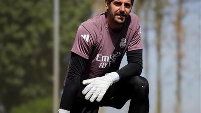موقف تيبو كورتوا من المشاركة أمام برشلونة في الدوري الإسباني