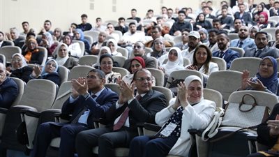 رئيس جامعة الجلالة: حريصون على إعداد كوادر قادرة على مواكبة التطورات بالمجال الصحي