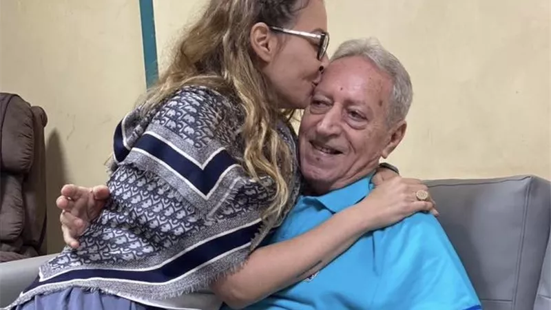 منة شلبي تحيي ذكرى ميلاد والدها الراحل بكلمات مؤثرة