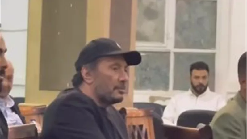 علي الحجار يشارك في عزاء الدكتور ضياء العوضي ويكشف تجربته مع 