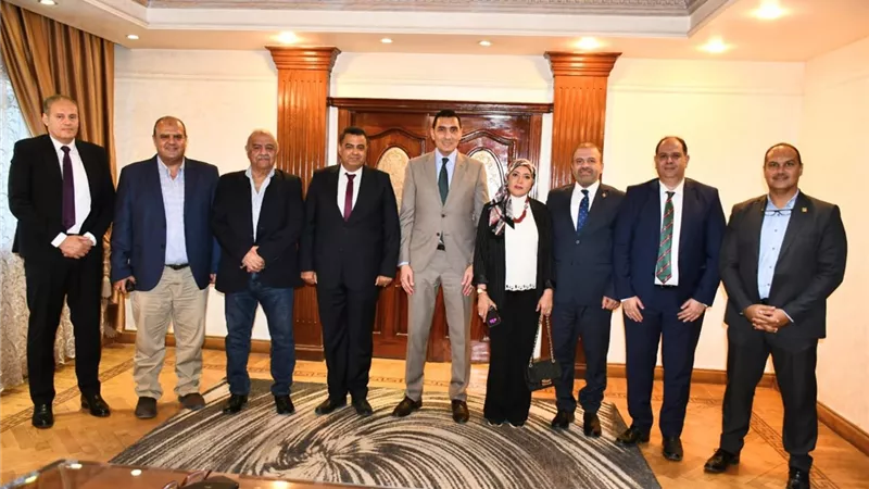 وزير الرياضة يستقبل اتحاد القوس والسهم لمتابعة خطط العمل واستعراض الرؤية المستقبلية