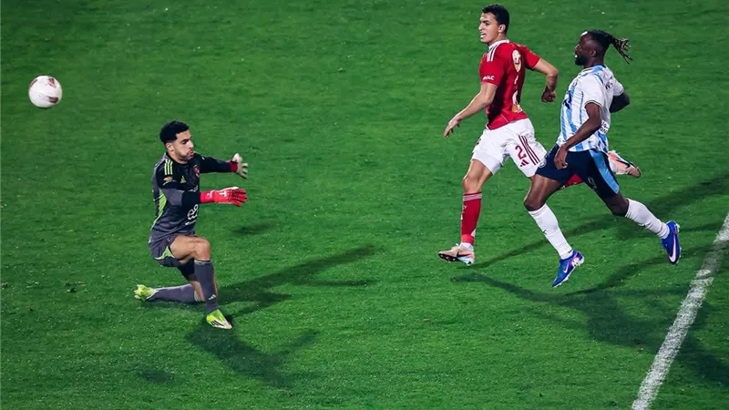 بيراميدز يقسو على الأهلي بثلاثية نظيفة في دوري نايل 