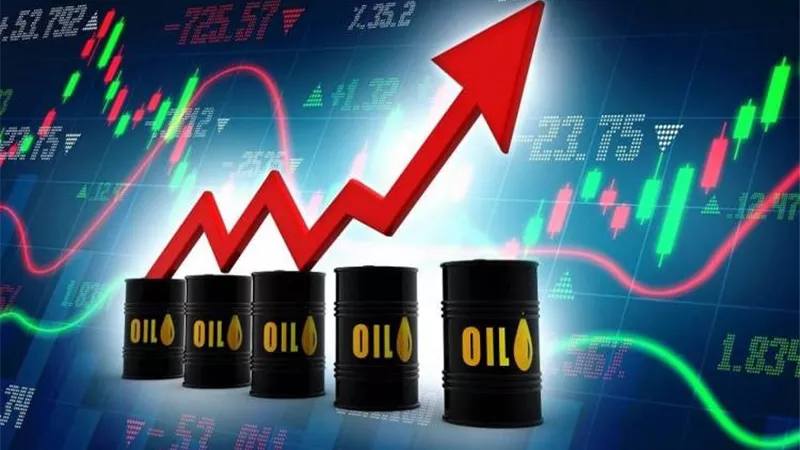 النفط يصعد مع تصاعد اضطراب الإمدادات بـ هرمز بسبب المواجهة الأمريكية الإيرانية