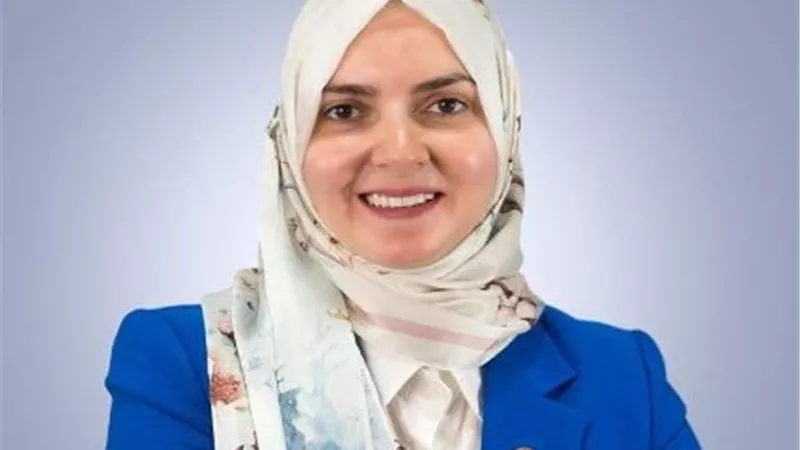 في عيد العمال.. برلمانية: دعم العمالة أولوية لتحقيق التنمية الشاملة