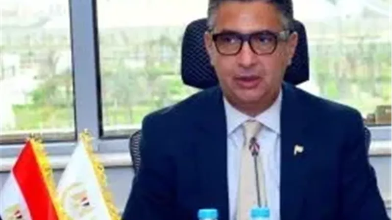 الدكتور شريف فاروق