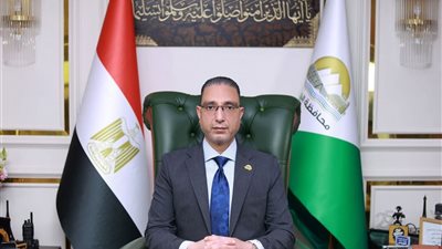 محافظ الجيزة يهنئ الرئيس السيسي بعيد العمال: مصر تواصل مسيرة السلام والرخاء