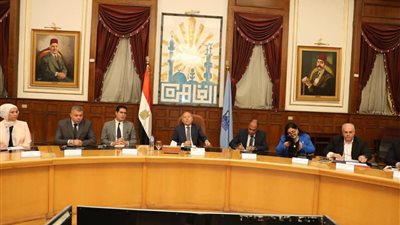 محافظ القاهرة يشدد على سرعة إزالة التعديات وتقنين الأوضاع لترسيخ هيبة الدولة