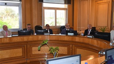 للارتقاء بالمنظومة التعليمية.. جامعة العاصمة: مراكز التميز ركيزة للتطوير وربط التعليم بالصناعة