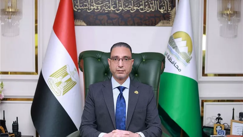 محافظ الجيزة يهنئ الرئيس السيسي بعيد العمال: مصر تواصل مسيرة السلام والرخاء