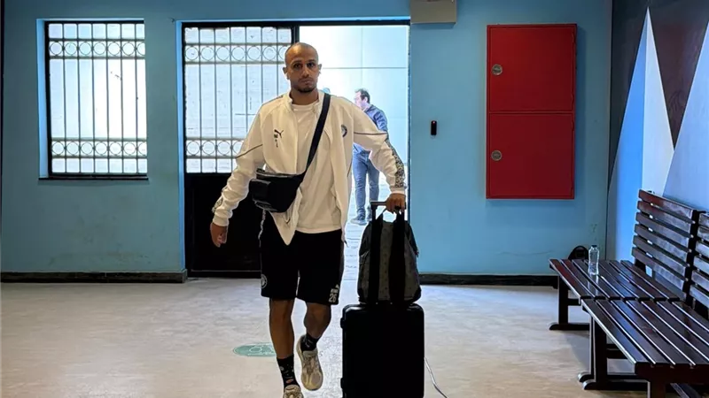 بيراميدز يصل الدفاع الجوي استعدادًا لمواجهة إنبي في الدوري