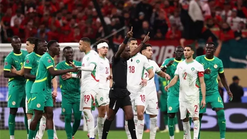 بسبب انسحاب السنغال أمام المغرب.. الفيفا يتخذ قرارًا صارمًا قبل انطلاق كأس العالم