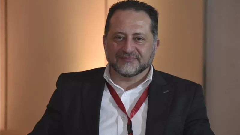 أبرز أساتذة هندسة السيارات.. الدكتور محمد عبد العزيز مستشارًا لرئيس جامعة عين شمس بروفايل