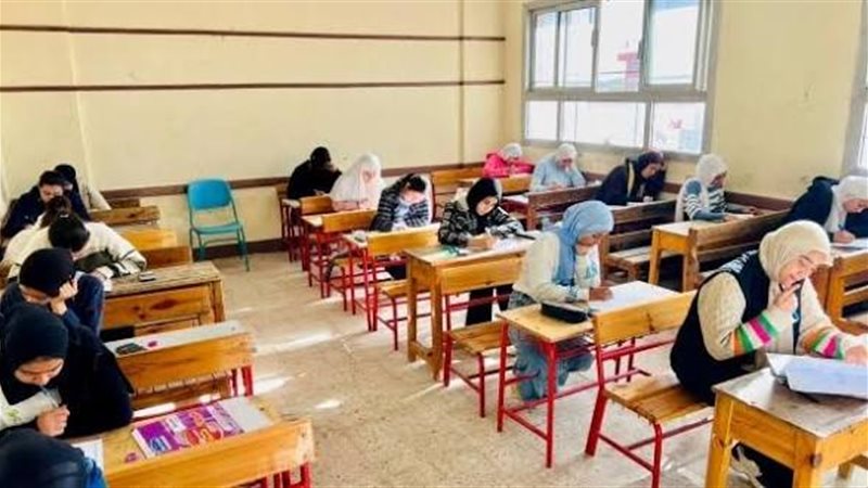 الطلاب 