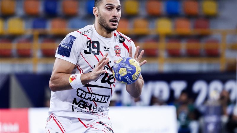 يحيى الدرع لاعب منتخب