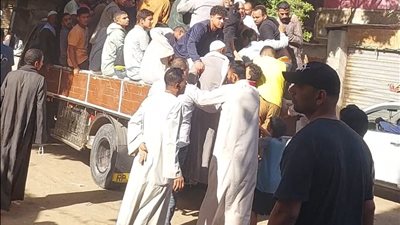 جنازة مهيبة لوالد لاعب الزمالك محمد شحاتة في المنيا