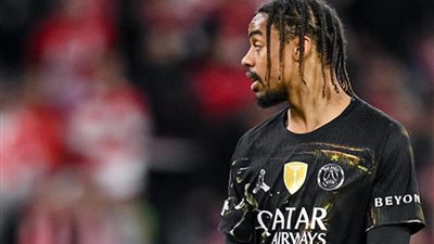 باريس سان جيرمان يحسم موقفه من رحيل باركولا وسط اهتمام برشلونة وليفربول