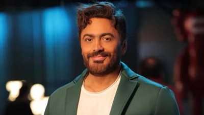 تامر حسني يشعل القاهرة الجديدة بحفل ضخم في 